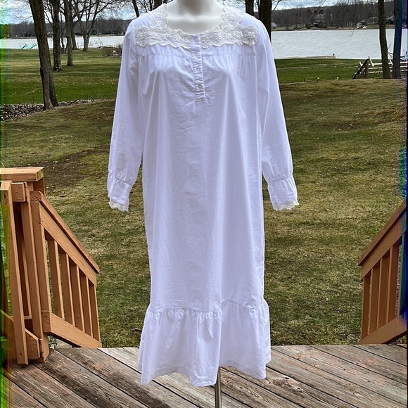 Ekouaer Other - Ekouaer romantic cotton nightgown M